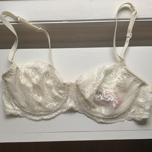 Cream lace bra with crystal details